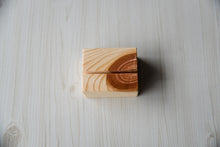 Load image into Gallery viewer, Square Card Holder